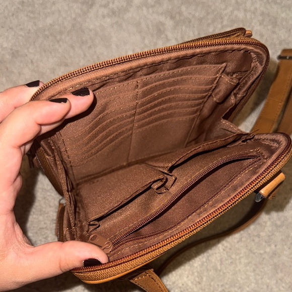 Vintage Fossil Tan Leather Crossbody Bag - Picture 4 of 6